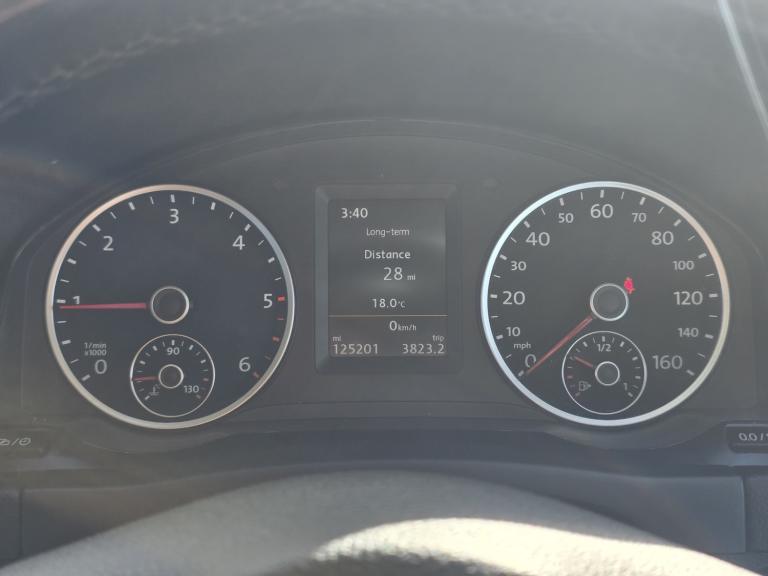 2014 Volkswagen Tiguan 2.0 TDi BlueMotion Tech Match 5dr 4MOTION 4WD ESTATE Diesel Manual