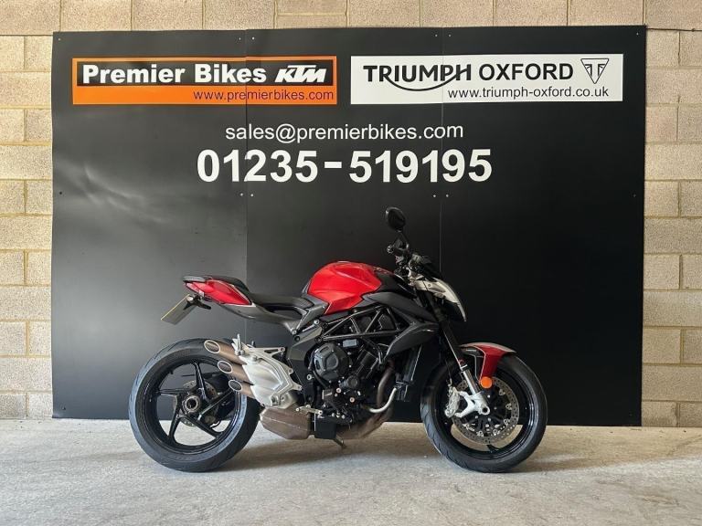 STUNNING LOW MILEAGE 2019/69 MV AGUSTA BRUTALE 800 MOTORCYCLE 