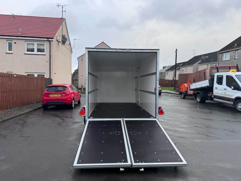 BRAND NEW 400cm x 200cm x 200cm TWIN AXLE BOX TRAILER WITH DUO DOORS 2700KG