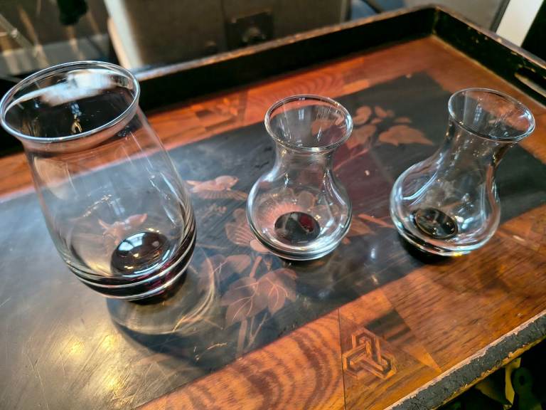 Set of 3 Clear Glass Vases/Decorations – Good Condition