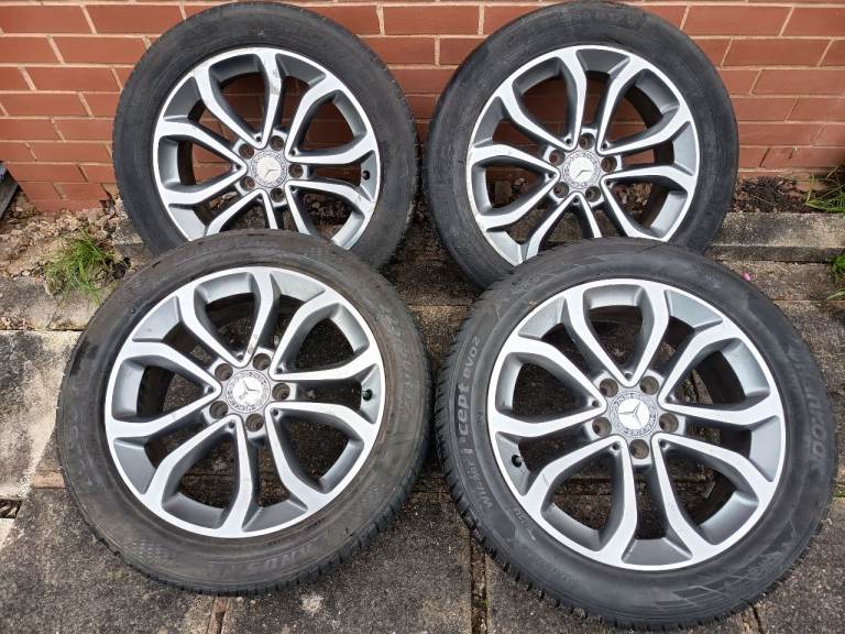 Mercedes W205 CDi Sport 17" Inch Alloy Wheels with 225/50/17 Tyres. A2054010200