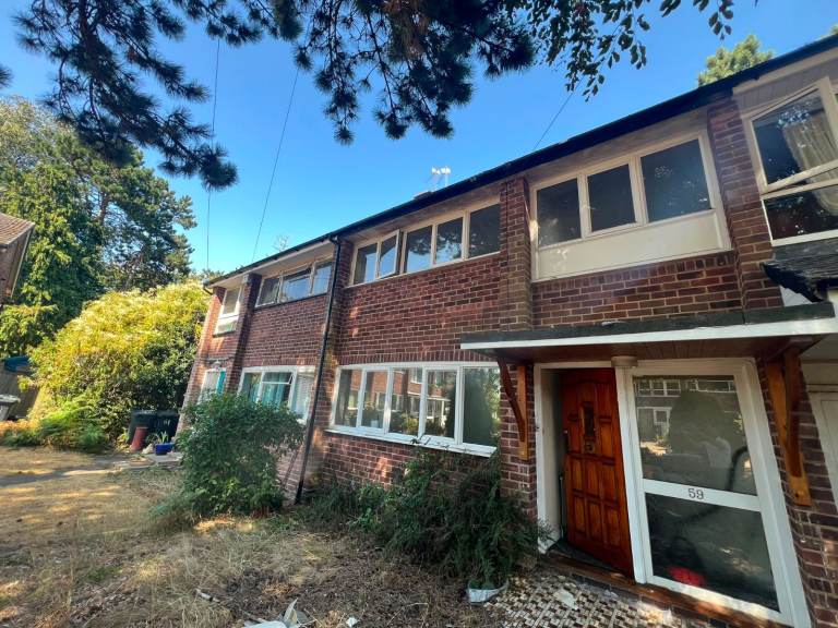 **PATON GROVE**TWO BED HOUSE TO LET**MOSELEY**GREAT LOCATION**NEWLY REFURBISHED**CALL NOW!**