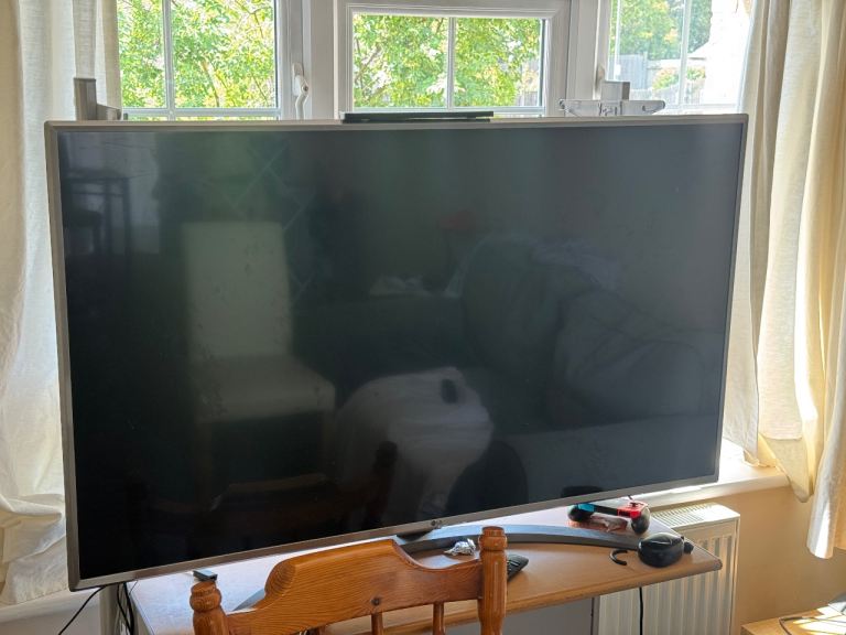 LG 50 Inch Smart TV 