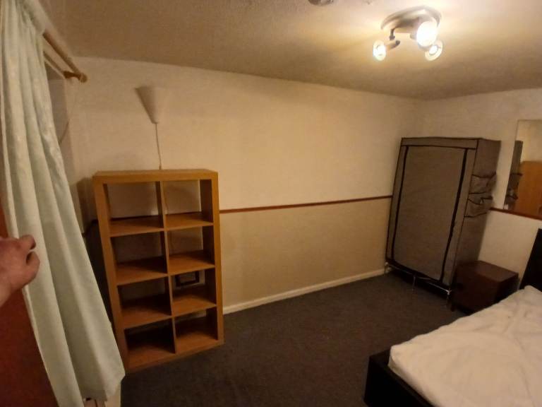room to rent