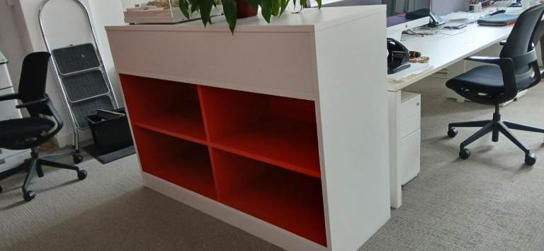 White & Red Open Storage Unit / Bookshelf – Good Condition