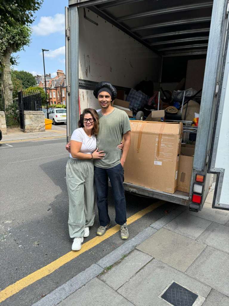 Man and Van 🚐 Van Hire🛋️ Sofa Moving Bike Moving Furniture Moving 🛏️Mattress Moving 📦 Removals