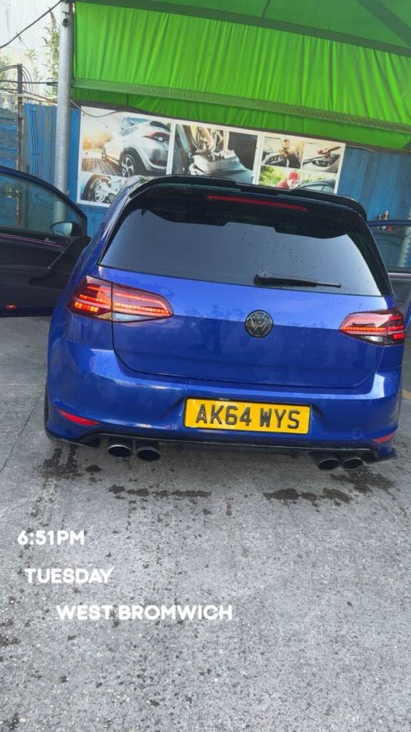 Vw golf R mk7.5screen,400php