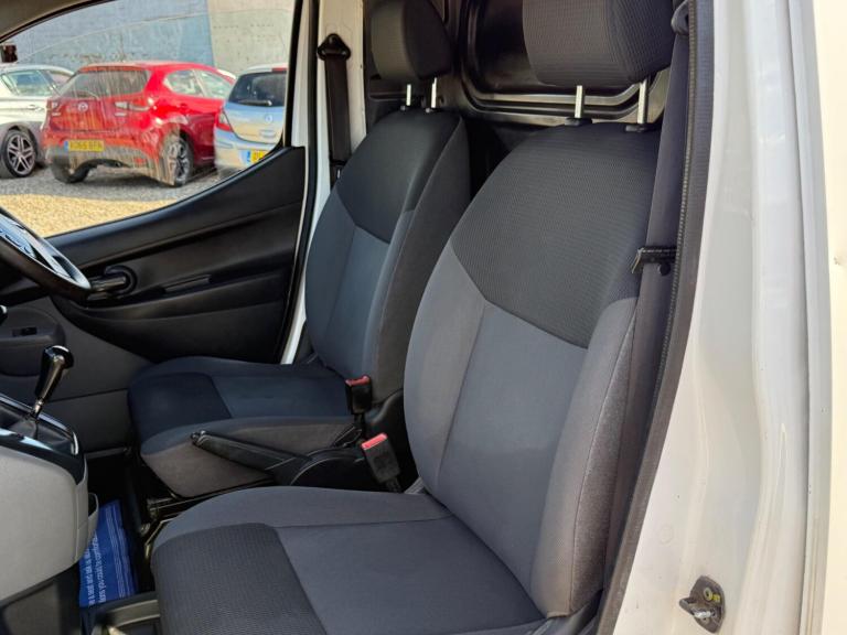 2016 Nissan NV200 1.5 dCi Acenta Van CAR DERIVED VAN DIESEL Manual