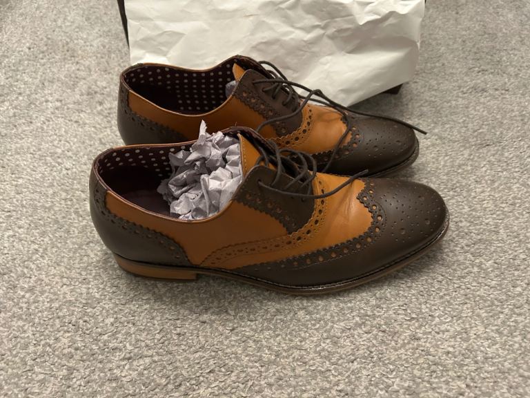 London Brogues size 8 shoes 