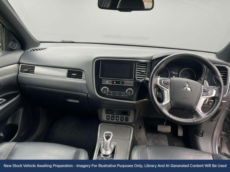 2018 Mitsubishi Outlander 2.4h TwinMotor 13.8kWh 4h SUV 5dr Petrol Plug-in Hybrid CVT 4WD Euro 6 ...