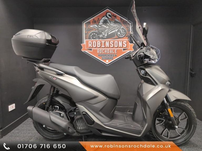 Voge SR16 125cc Choice of colours