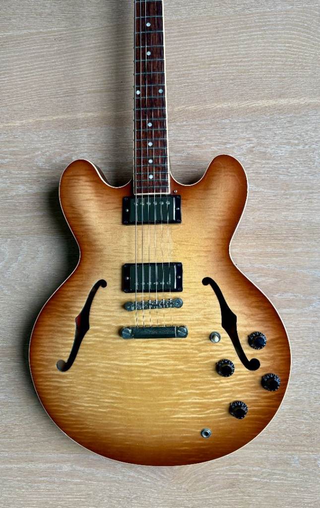 Epiphone ES-335  and Gibson ES-Artist / ES-335, plus Double Cuts