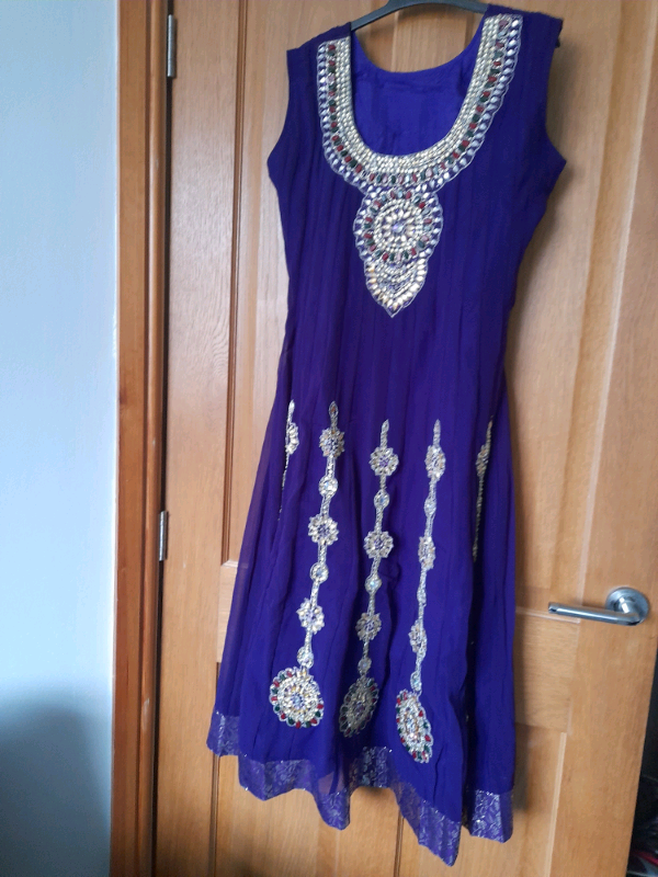 Small Size Ready-Made Ladies Asian Dresses