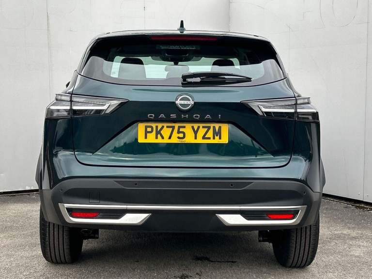 2025 Nissan Qashqai 1.3 DiG-T MH Acenta Premium 5dr HATCHBACK PETROL Manual