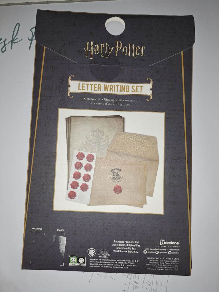 Harry Potter Letter Writing Set - Brand New