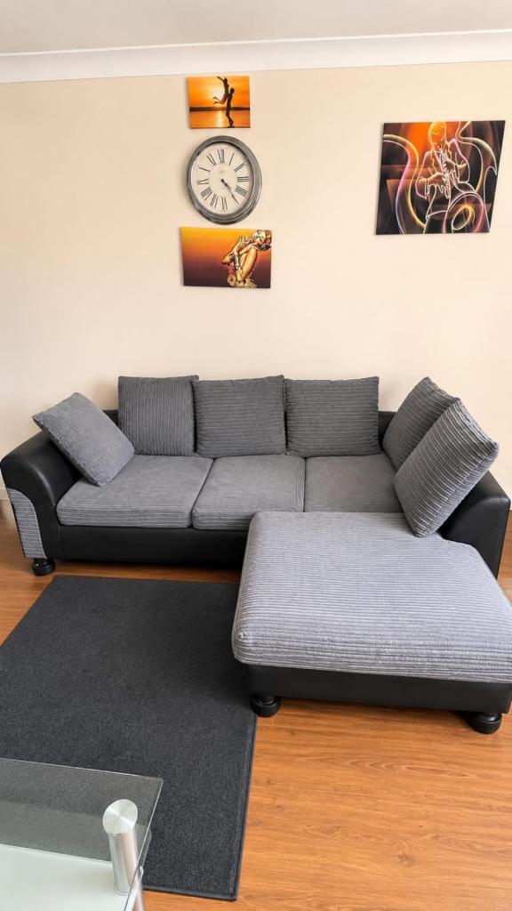 Corner sofa