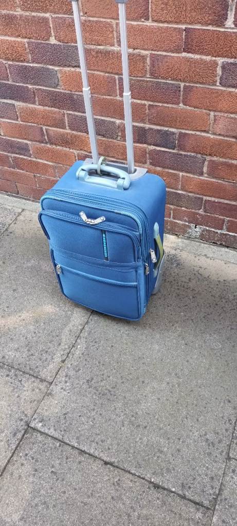 Quality cabin sized suitcase