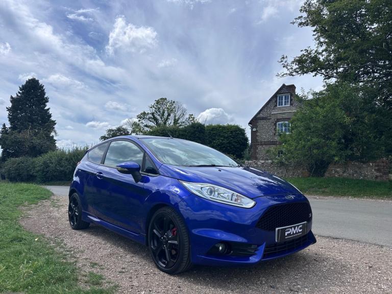 2016 Ford Fiesta 1.6 EcoBoost ST-3 3dr HATCHBACK Petrol Manual