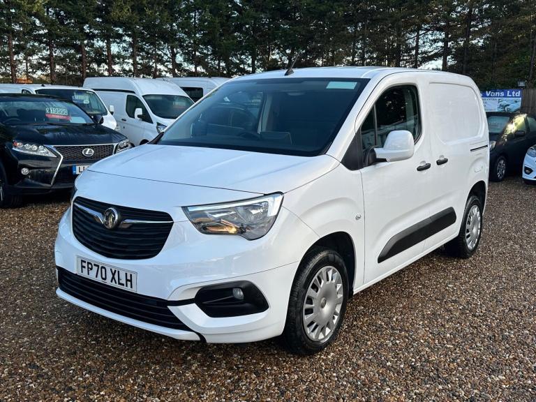 2020 Vauxhall Combo 1.5 Turbo D 2300 Sportive L1 H1 Euro 6 4dr PANEL VAN Diesel Manual
