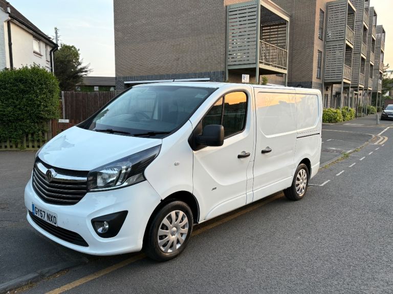 Vauxhall, VIVARO, Panel Van, 2017, Manual, 1598 (cc)