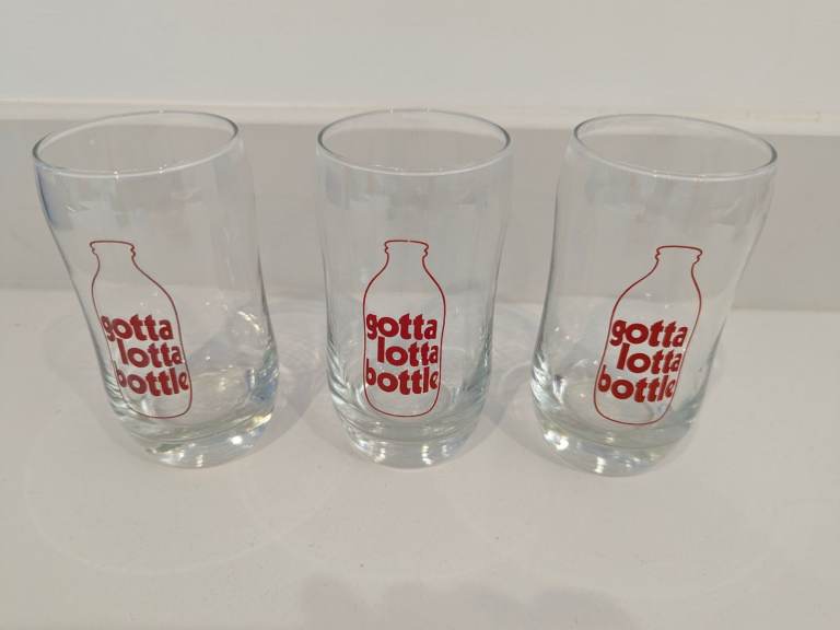 3 x RAVENHEAD 'GOTTA LOTTA BOTTLE' HALF PINT MILK GLASSES RETRO VINTAGE 1970s