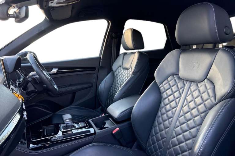 2022 Audi Q5 Edition 1 40 TDI quattro 204 PS S tronic SUV DIESEL Automatic