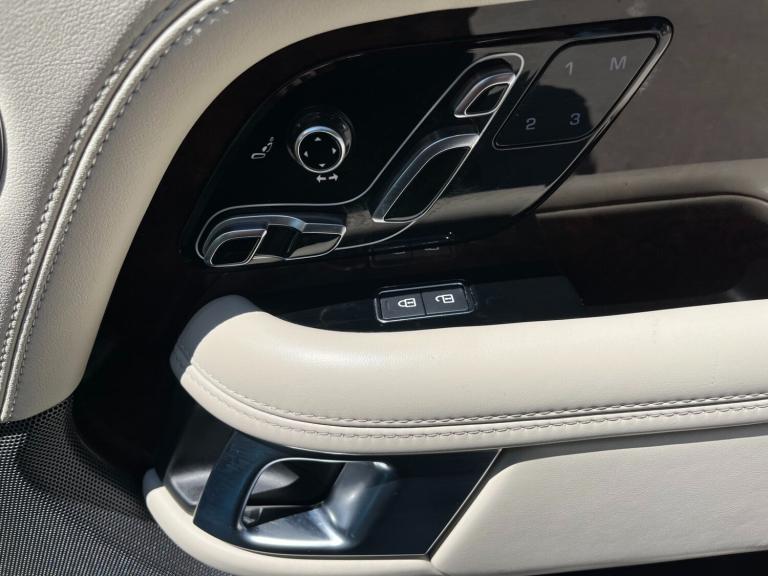 2021 Land Rover Range Rover 2.0 P400e Westminster Black 4dr Auto SUV Petrol/Electric Hybrid Autom...