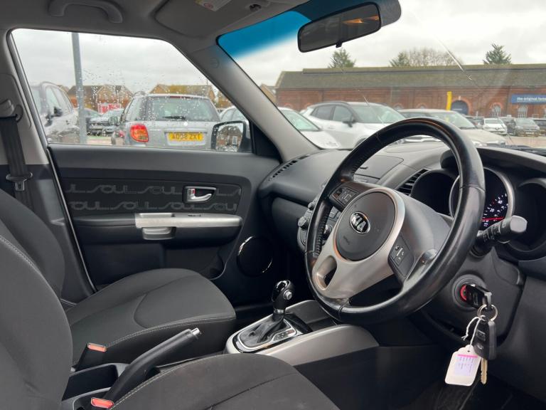 2013 Kia Soul 1.6 CRDi 2 5dr Auto HATCHBACK Diesel Automatic