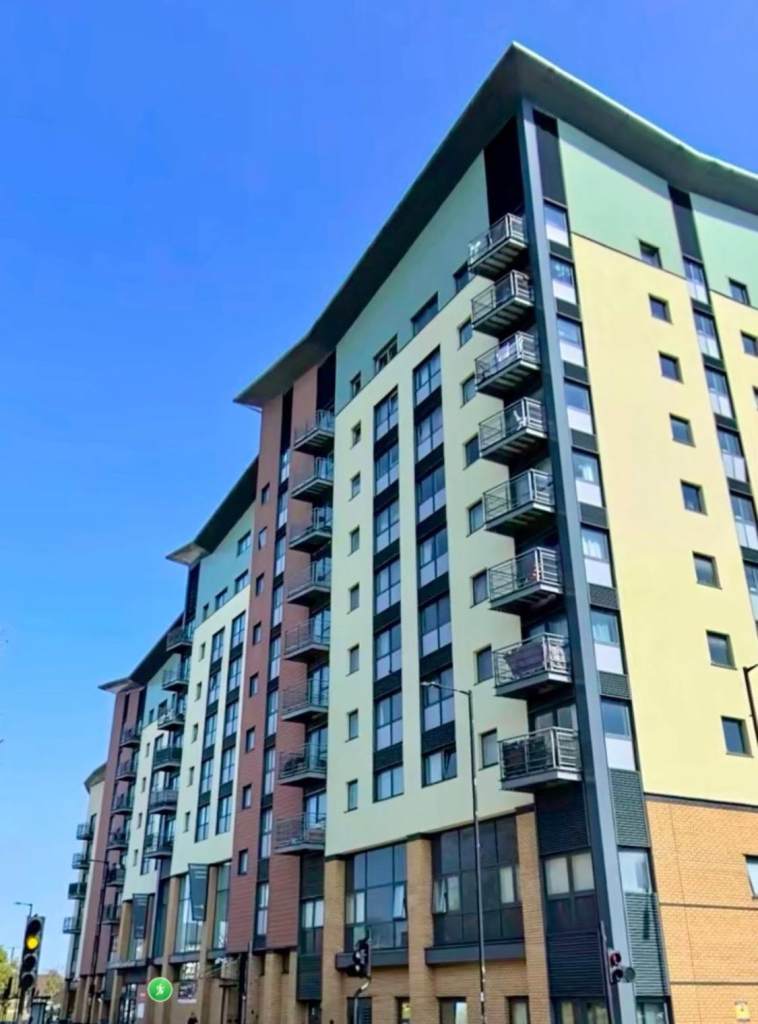 Rent Double Room 2 mins walk Edmonton Green Station