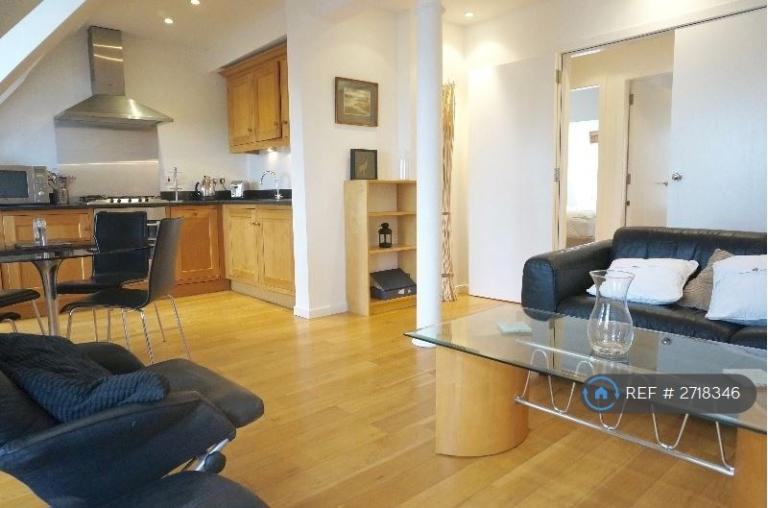2 bedroom flat in Young Street South Lane, Edinburgh, EH2 (2 bed) (#2718346)