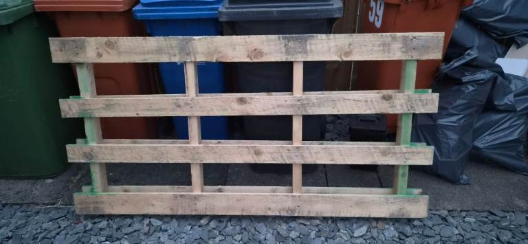 Free pallet 180x90