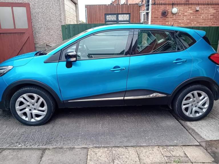 Renault, CAPTUR, Hatchback, 2016, Manual, 898 (cc), 5 doors