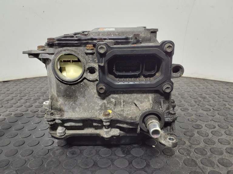 Toyota Prius Ev Hybrid Electronic Inverter Unit 2009-2015 G92a047030
