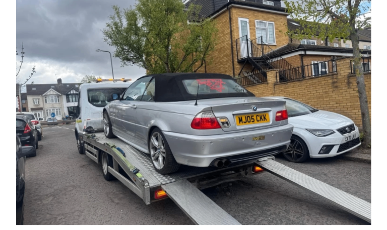 BMW 318Ci in Titan Silver Automatic E46 Msport Breaking for Parts 