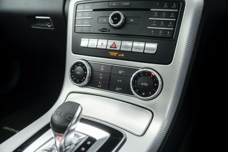 2016 Mercedes-Benz SLC 2.0 SLC 200 AMG Line Auto 2dr Convertible Petrol Automatic