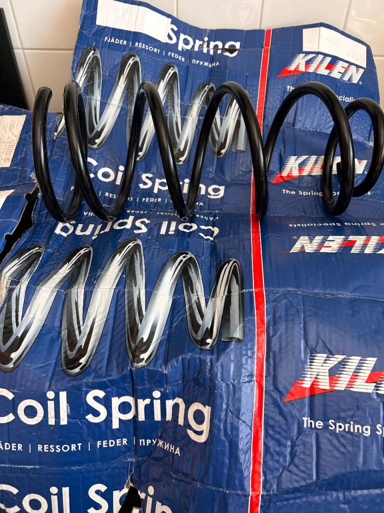 Mercedes Rear coil spring