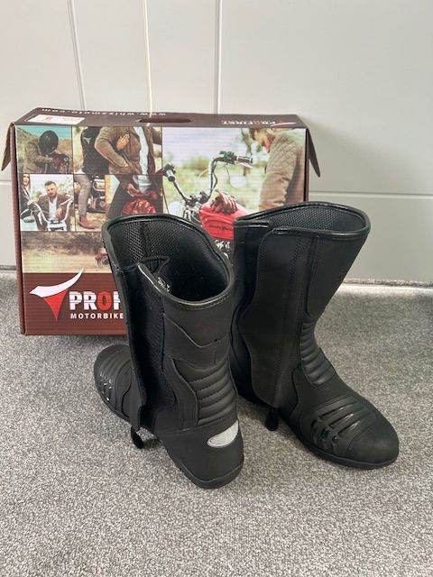 Motorcycle boots