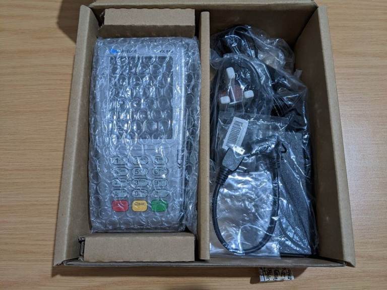 NEW Verifone VX680 Card Machine