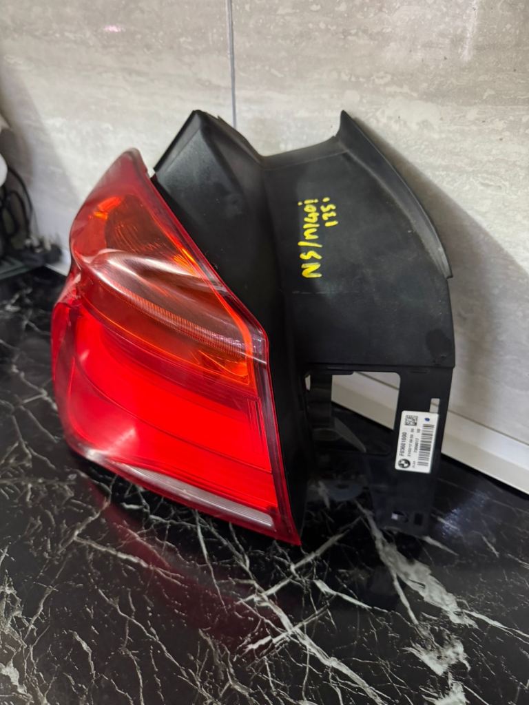 BMW 1 series rear left side LCI full tailight