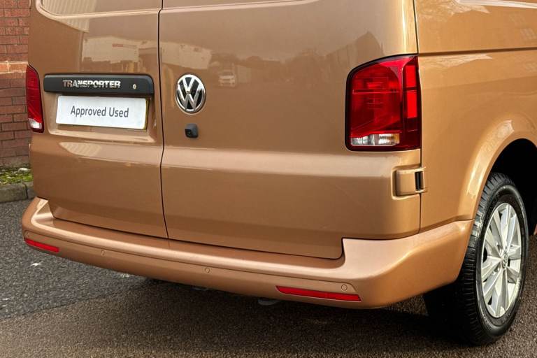 2022 Volkswagen Transporter 2.0 TDI 150 Highline Van Van DIESEL Manual