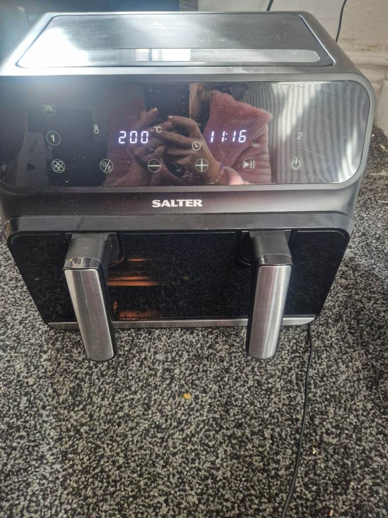 Air fryer (salter)