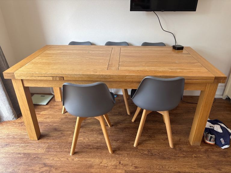 Wooden Oak Dining Table