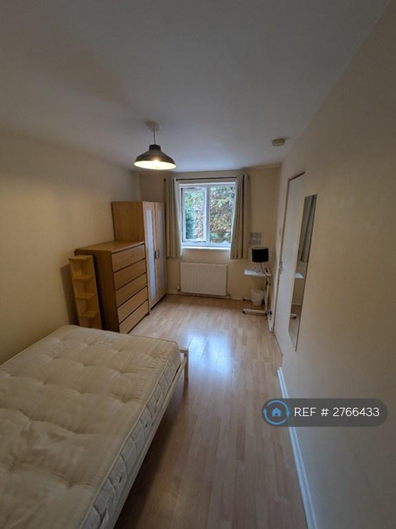 1 bedroom in Chapel Fold, Leeds, LS6 (#2766433)