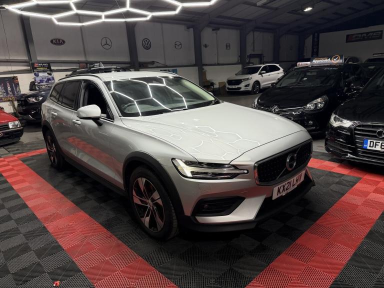 VOLVO V60 CROSS COUNTRY 2.0 Cross Country B4 AWD (197hp) Auto 2021