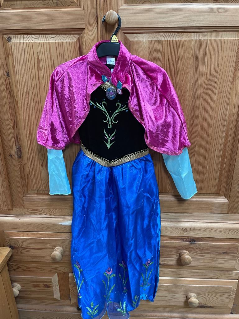 NEW - Frozen Costume Ana age 7-8
