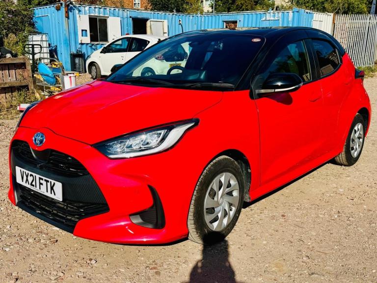 2021 Toyota Yaris 1.5 Hybrid Design 5dr CVT Hatchback Petrol/Electric Hybrid Automatic