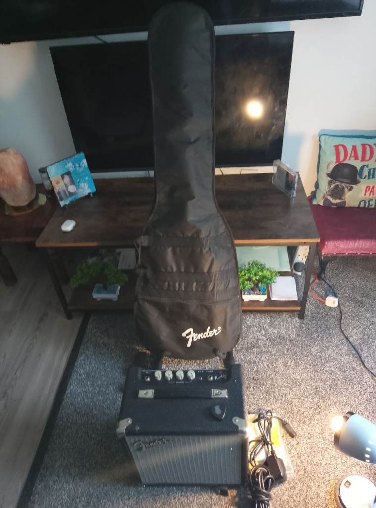 Fender squire bass guitar 