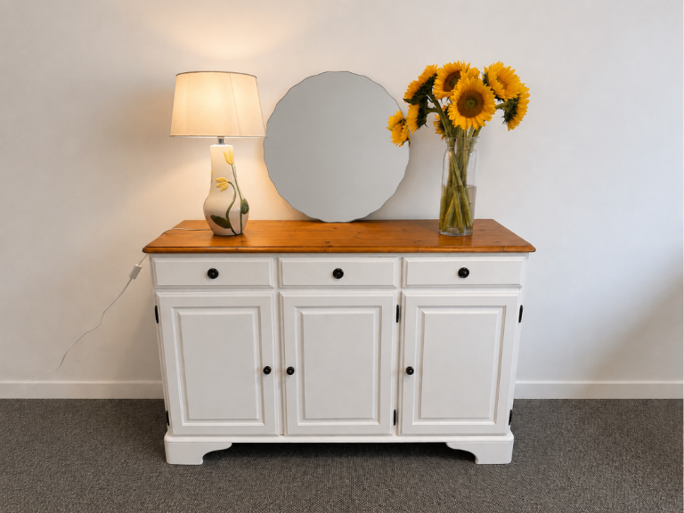 sideboard 