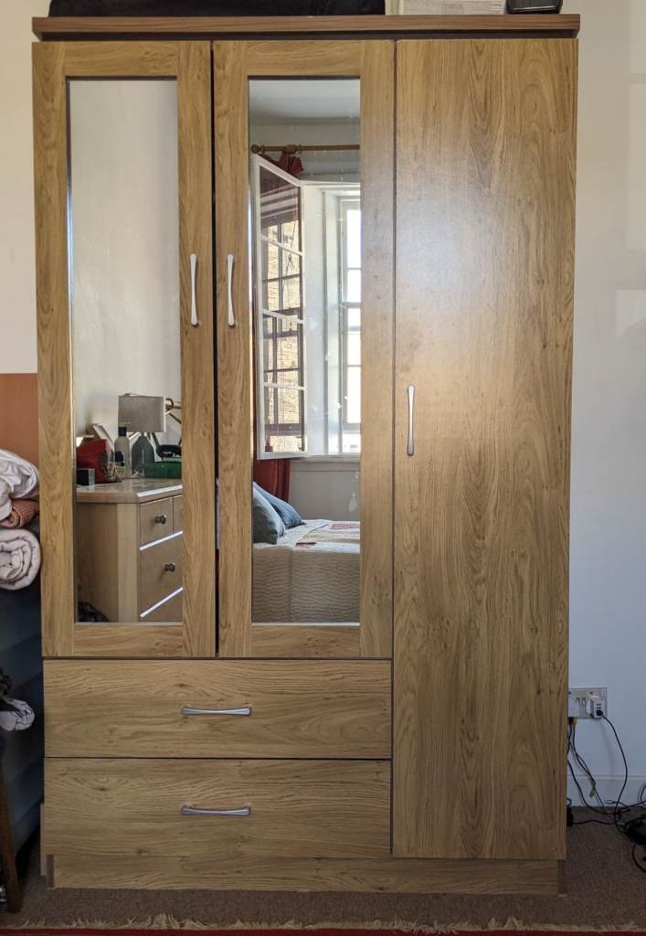 collect ASAP: Oak Effect 3-Door Wardrobe with Mirrors and Drawers