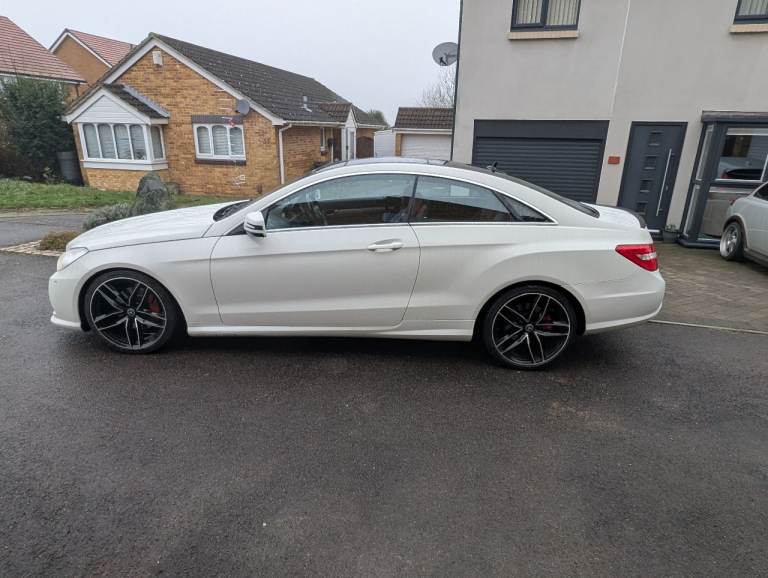 Mercedes-Benz, E CLASS, Coupe, 2011, Semi-Auto, 2143 (cc), 2 doors